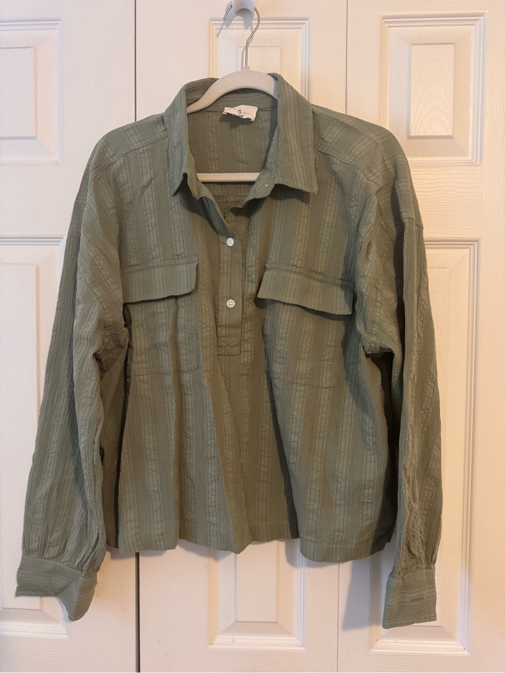Lou & Grey Olive Green Button-Front Utility Shirt